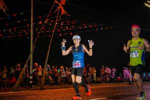 BIB: 416
                            <button type="button" onclick="openModal(17863146)" class="btn btn-primary btn-sm float-right btn-popup" data-toggle="modal" data-target=".modal-high-quality">
                        <i class="fas fa-shopping-cart"></i> Add to Cart
                    </button>
                                            <button type="button" onclick="isThisMe(17863146, true)" class="btn btn-success btn-sm float-right btn-popup btn-isme hidden" data-toggle="tooltip" data-placement="bottom" title="นี่คือรูปของคุณใช่ไหม คลิกที่นี่เพื่อเอาเข้าอัลบั้ม">
                        <i class="fas fa-plus"></i> Add to album
                    </button>
                    <button type="button" onclick="isThisMe(17863146, false)" class="btn btn-warning btn-sm float-right btn-popup btn-isnotme hidden">
                        <i class="fas fa-ban"></i> Remove from album
                    </button>