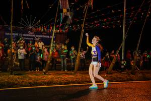 BIB: 202
                            <button type="button" onclick="openModal(17863455)" class="btn btn-primary btn-sm float-right btn-popup" data-toggle="modal" data-target=".modal-high-quality">
                        <i class="fas fa-shopping-cart"></i> Add to Cart
                    </button>
                                            <button type="button" onclick="isThisMe(17863455, true)" class="btn btn-success btn-sm float-right btn-popup btn-isme hidden" data-toggle="tooltip" data-placement="bottom" title="นี่คือรูปของคุณใช่ไหม คลิกที่นี่เพื่อเอาเข้าอัลบั้ม">
                        <i class="fas fa-plus"></i> Add to album
                    </button>
                    <button type="button" onclick="isThisMe(17863455, false)" class="btn btn-warning btn-sm float-right btn-popup btn-isnotme hidden">
                        <i class="fas fa-ban"></i> Remove from album
                    </button>