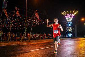 BIB: 1552
                            <button type="button" onclick="openModal(17857078)" class="btn btn-primary btn-sm float-right btn-popup" data-toggle="modal" data-target=".modal-high-quality">
                        <i class="fas fa-shopping-cart"></i> Add to Cart
                    </button>
                                            <button type="button" onclick="isThisMe(17857078, true)" class="btn btn-success btn-sm float-right btn-popup btn-isme hidden" data-toggle="tooltip" data-placement="bottom" title="นี่คือรูปของคุณใช่ไหม คลิกที่นี่เพื่อเอาเข้าอัลบั้ม">
                        <i class="fas fa-plus"></i> Add to album
                    </button>
                    <button type="button" onclick="isThisMe(17857078, false)" class="btn btn-warning btn-sm float-right btn-popup btn-isnotme hidden">
                        <i class="fas fa-ban"></i> Remove from album
                    </button>