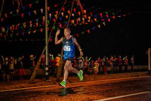 BIB: 417
                            <button type="button" onclick="openModal(17856648)" class="btn btn-primary btn-sm float-right btn-popup" data-toggle="modal" data-target=".modal-high-quality">
                        <i class="fas fa-shopping-cart"></i> Add to Cart
                    </button>
                                            <button type="button" onclick="isThisMe(17856648, true)" class="btn btn-success btn-sm float-right btn-popup btn-isme hidden" data-toggle="tooltip" data-placement="bottom" title="นี่คือรูปของคุณใช่ไหม คลิกที่นี่เพื่อเอาเข้าอัลบั้ม">
                        <i class="fas fa-plus"></i> Add to album
                    </button>
                    <button type="button" onclick="isThisMe(17856648, false)" class="btn btn-warning btn-sm float-right btn-popup btn-isnotme hidden">
                        <i class="fas fa-ban"></i> Remove from album
                    </button>