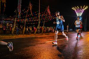 BIB: 202
                            <button type="button" onclick="openModal(17854716)" class="btn btn-primary btn-sm float-right btn-popup" data-toggle="modal" data-target=".modal-high-quality">
                        <i class="fas fa-shopping-cart"></i> Add to Cart
                    </button>
                                            <button type="button" onclick="isThisMe(17854716, true)" class="btn btn-success btn-sm float-right btn-popup btn-isme hidden" data-toggle="tooltip" data-placement="bottom" title="นี่คือรูปของคุณใช่ไหม คลิกที่นี่เพื่อเอาเข้าอัลบั้ม">
                        <i class="fas fa-plus"></i> Add to album
                    </button>
                    <button type="button" onclick="isThisMe(17854716, false)" class="btn btn-warning btn-sm float-right btn-popup btn-isnotme hidden">
                        <i class="fas fa-ban"></i> Remove from album
                    </button>