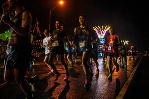 BIB: 125
                            <button type="button" onclick="openModal(17858767)" class="btn btn-primary btn-sm float-right btn-popup" data-toggle="modal" data-target=".modal-high-quality">
                        <i class="fas fa-shopping-cart"></i> Add to Cart
                    </button>
                                            <button type="button" onclick="isThisMe(17858767, true)" class="btn btn-success btn-sm float-right btn-popup btn-isme hidden" data-toggle="tooltip" data-placement="bottom" title="นี่คือรูปของคุณใช่ไหม คลิกที่นี่เพื่อเอาเข้าอัลบั้ม">
                        <i class="fas fa-plus"></i> Add to album
                    </button>
                    <button type="button" onclick="isThisMe(17858767, false)" class="btn btn-warning btn-sm float-right btn-popup btn-isnotme hidden">
                        <i class="fas fa-ban"></i> Remove from album
                    </button>