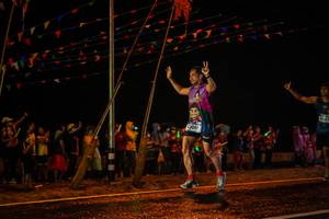 BIB: 4300
                            <button type="button" onclick="openModal(17858573)" class="btn btn-primary btn-sm float-right btn-popup" data-toggle="modal" data-target=".modal-high-quality">
                        <i class="fas fa-shopping-cart"></i> Add to Cart
                    </button>
                                            <button type="button" onclick="isThisMe(17858573, true)" class="btn btn-success btn-sm float-right btn-popup btn-isme hidden" data-toggle="tooltip" data-placement="bottom" title="นี่คือรูปของคุณใช่ไหม คลิกที่นี่เพื่อเอาเข้าอัลบั้ม">
                        <i class="fas fa-plus"></i> Add to album
                    </button>
                    <button type="button" onclick="isThisMe(17858573, false)" class="btn btn-warning btn-sm float-right btn-popup btn-isnotme hidden">
                        <i class="fas fa-ban"></i> Remove from album
                    </button>