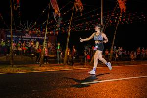 BIB: 2922
                            <button type="button" onclick="openModal(17852781)" class="btn btn-primary btn-sm float-right btn-popup" data-toggle="modal" data-target=".modal-high-quality">
                        <i class="fas fa-shopping-cart"></i> Add to Cart
                    </button>
                                            <button type="button" onclick="isThisMe(17852781, true)" class="btn btn-success btn-sm float-right btn-popup btn-isme hidden" data-toggle="tooltip" data-placement="bottom" title="นี่คือรูปของคุณใช่ไหม คลิกที่นี่เพื่อเอาเข้าอัลบั้ม">
                        <i class="fas fa-plus"></i> Add to album
                    </button>
                    <button type="button" onclick="isThisMe(17852781, false)" class="btn btn-warning btn-sm float-right btn-popup btn-isnotme hidden">
                        <i class="fas fa-ban"></i> Remove from album
                    </button>