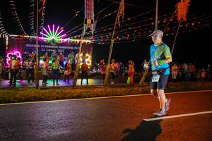 BIB: 2922
                            <button type="button" onclick="openModal(17858232)" class="btn btn-primary btn-sm float-right btn-popup" data-toggle="modal" data-target=".modal-high-quality">
                        <i class="fas fa-shopping-cart"></i> Add to Cart
                    </button>
                                            <button type="button" onclick="isThisMe(17858232, true)" class="btn btn-success btn-sm float-right btn-popup btn-isme hidden" data-toggle="tooltip" data-placement="bottom" title="นี่คือรูปของคุณใช่ไหม คลิกที่นี่เพื่อเอาเข้าอัลบั้ม">
                        <i class="fas fa-plus"></i> Add to album
                    </button>
                    <button type="button" onclick="isThisMe(17858232, false)" class="btn btn-warning btn-sm float-right btn-popup btn-isnotme hidden">
                        <i class="fas fa-ban"></i> Remove from album
                    </button>