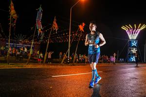 BIB: 1401
                            <button type="button" onclick="openModal(17853132)" class="btn btn-primary btn-sm float-right btn-popup" data-toggle="modal" data-target=".modal-high-quality">
                        <i class="fas fa-shopping-cart"></i> Add to Cart
                    </button>
                                            <button type="button" onclick="isThisMe(17853132, true)" class="btn btn-success btn-sm float-right btn-popup btn-isme hidden" data-toggle="tooltip" data-placement="bottom" title="นี่คือรูปของคุณใช่ไหม คลิกที่นี่เพื่อเอาเข้าอัลบั้ม">
                        <i class="fas fa-plus"></i> Add to album
                    </button>
                    <button type="button" onclick="isThisMe(17853132, false)" class="btn btn-warning btn-sm float-right btn-popup btn-isnotme hidden">
                        <i class="fas fa-ban"></i> Remove from album
                    </button>