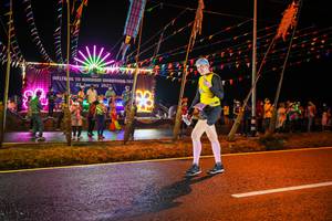 BIB: 202
                            <button type="button" onclick="openModal(17858037)" class="btn btn-primary btn-sm float-right btn-popup" data-toggle="modal" data-target=".modal-high-quality">
                        <i class="fas fa-shopping-cart"></i> Add to Cart
                    </button>
                                            <button type="button" onclick="isThisMe(17858037, true)" class="btn btn-success btn-sm float-right btn-popup btn-isme hidden" data-toggle="tooltip" data-placement="bottom" title="นี่คือรูปของคุณใช่ไหม คลิกที่นี่เพื่อเอาเข้าอัลบั้ม">
                        <i class="fas fa-plus"></i> Add to album
                    </button>
                    <button type="button" onclick="isThisMe(17858037, false)" class="btn btn-warning btn-sm float-right btn-popup btn-isnotme hidden">
                        <i class="fas fa-ban"></i> Remove from album
                    </button>