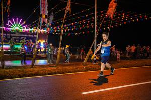 BIB: 202
                            <button type="button" onclick="openModal(17858899)" class="btn btn-primary btn-sm float-right btn-popup" data-toggle="modal" data-target=".modal-high-quality">
                        <i class="fas fa-shopping-cart"></i> Add to Cart
                    </button>
                                            <button type="button" onclick="isThisMe(17858899, true)" class="btn btn-success btn-sm float-right btn-popup btn-isme hidden" data-toggle="tooltip" data-placement="bottom" title="นี่คือรูปของคุณใช่ไหม คลิกที่นี่เพื่อเอาเข้าอัลบั้ม">
                        <i class="fas fa-plus"></i> Add to album
                    </button>
                    <button type="button" onclick="isThisMe(17858899, false)" class="btn btn-warning btn-sm float-right btn-popup btn-isnotme hidden">
                        <i class="fas fa-ban"></i> Remove from album
                    </button>