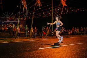 BIB: 222
                            <button type="button" onclick="openModal(17852780)" class="btn btn-primary btn-sm float-right btn-popup" data-toggle="modal" data-target=".modal-high-quality">
                        <i class="fas fa-shopping-cart"></i> Add to Cart
                    </button>
                                            <button type="button" onclick="isThisMe(17852780, true)" class="btn btn-success btn-sm float-right btn-popup btn-isme hidden" data-toggle="tooltip" data-placement="bottom" title="นี่คือรูปของคุณใช่ไหม คลิกที่นี่เพื่อเอาเข้าอัลบั้ม">
                        <i class="fas fa-plus"></i> Add to album
                    </button>
                    <button type="button" onclick="isThisMe(17852780, false)" class="btn btn-warning btn-sm float-right btn-popup btn-isnotme hidden">
                        <i class="fas fa-ban"></i> Remove from album
                    </button>