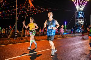 BIB: 3125
                            <button type="button" onclick="openModal(17856916)" class="btn btn-primary btn-sm float-right btn-popup" data-toggle="modal" data-target=".modal-high-quality">
                        <i class="fas fa-shopping-cart"></i> Add to Cart
                    </button>
                                            <button type="button" onclick="isThisMe(17856916, true)" class="btn btn-success btn-sm float-right btn-popup btn-isme hidden" data-toggle="tooltip" data-placement="bottom" title="นี่คือรูปของคุณใช่ไหม คลิกที่นี่เพื่อเอาเข้าอัลบั้ม">
                        <i class="fas fa-plus"></i> Add to album
                    </button>
                    <button type="button" onclick="isThisMe(17856916, false)" class="btn btn-warning btn-sm float-right btn-popup btn-isnotme hidden">
                        <i class="fas fa-ban"></i> Remove from album
                    </button>