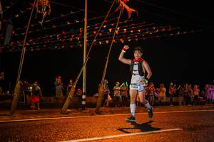 BIB: 0056
                            <button type="button" onclick="openModal(17852936)" class="btn btn-primary btn-sm float-right btn-popup" data-toggle="modal" data-target=".modal-high-quality">
                        <i class="fas fa-shopping-cart"></i> Add to Cart
                    </button>
                                            <button type="button" onclick="isThisMe(17852936, true)" class="btn btn-success btn-sm float-right btn-popup btn-isme hidden" data-toggle="tooltip" data-placement="bottom" title="นี่คือรูปของคุณใช่ไหม คลิกที่นี่เพื่อเอาเข้าอัลบั้ม">
                        <i class="fas fa-plus"></i> Add to album
                    </button>
                    <button type="button" onclick="isThisMe(17852936, false)" class="btn btn-warning btn-sm float-right btn-popup btn-isnotme hidden">
                        <i class="fas fa-ban"></i> Remove from album
                    </button>