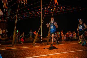 BIB: 242
                            <button type="button" onclick="openModal(17852909)" class="btn btn-primary btn-sm float-right btn-popup" data-toggle="modal" data-target=".modal-high-quality">
                        <i class="fas fa-shopping-cart"></i> Add to Cart
                    </button>
                                            <button type="button" onclick="isThisMe(17852909, true)" class="btn btn-success btn-sm float-right btn-popup btn-isme hidden" data-toggle="tooltip" data-placement="bottom" title="นี่คือรูปของคุณใช่ไหม คลิกที่นี่เพื่อเอาเข้าอัลบั้ม">
                        <i class="fas fa-plus"></i> Add to album
                    </button>
                    <button type="button" onclick="isThisMe(17852909, false)" class="btn btn-warning btn-sm float-right btn-popup btn-isnotme hidden">
                        <i class="fas fa-ban"></i> Remove from album
                    </button>