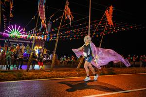 BIB: 202, 2022
                            <button type="button" onclick="openModal(17857083)" class="btn btn-primary btn-sm float-right btn-popup" data-toggle="modal" data-target=".modal-high-quality">
                        <i class="fas fa-shopping-cart"></i> Add to Cart
                    </button>
                                            <button type="button" onclick="isThisMe(17857083, true)" class="btn btn-success btn-sm float-right btn-popup btn-isme hidden" data-toggle="tooltip" data-placement="bottom" title="นี่คือรูปของคุณใช่ไหม คลิกที่นี่เพื่อเอาเข้าอัลบั้ม">
                        <i class="fas fa-plus"></i> Add to album
                    </button>
                    <button type="button" onclick="isThisMe(17857083, false)" class="btn btn-warning btn-sm float-right btn-popup btn-isnotme hidden">
                        <i class="fas fa-ban"></i> Remove from album
                    </button>