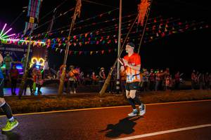 BIB: 222
                            <button type="button" onclick="openModal(17857983)" class="btn btn-primary btn-sm float-right btn-popup" data-toggle="modal" data-target=".modal-high-quality">
                        <i class="fas fa-shopping-cart"></i> Add to Cart
                    </button>
                                            <button type="button" onclick="isThisMe(17857983, true)" class="btn btn-success btn-sm float-right btn-popup btn-isme hidden" data-toggle="tooltip" data-placement="bottom" title="นี่คือรูปของคุณใช่ไหม คลิกที่นี่เพื่อเอาเข้าอัลบั้ม">
                        <i class="fas fa-plus"></i> Add to album
                    </button>
                    <button type="button" onclick="isThisMe(17857983, false)" class="btn btn-warning btn-sm float-right btn-popup btn-isnotme hidden">
                        <i class="fas fa-ban"></i> Remove from album
                    </button>