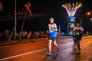 BIB: 0445, 2580
                            <button type="button" onclick="openModal(17856384)" class="btn btn-primary btn-sm float-right btn-popup" data-toggle="modal" data-target=".modal-high-quality">
                        <i class="fas fa-shopping-cart"></i> Add to Cart
                    </button>
                                            <button type="button" onclick="isThisMe(17856384, true)" class="btn btn-success btn-sm float-right btn-popup btn-isme hidden" data-toggle="tooltip" data-placement="bottom" title="นี่คือรูปของคุณใช่ไหม คลิกที่นี่เพื่อเอาเข้าอัลบั้ม">
                        <i class="fas fa-plus"></i> Add to album
                    </button>
                    <button type="button" onclick="isThisMe(17856384, false)" class="btn btn-warning btn-sm float-right btn-popup btn-isnotme hidden">
                        <i class="fas fa-ban"></i> Remove from album
                    </button>