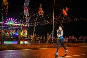 BIB: 202
                            <button type="button" onclick="openModal(17855940)" class="btn btn-primary btn-sm float-right btn-popup" data-toggle="modal" data-target=".modal-high-quality">
                        <i class="fas fa-shopping-cart"></i> Add to Cart
                    </button>
                                            <button type="button" onclick="isThisMe(17855940, true)" class="btn btn-success btn-sm float-right btn-popup btn-isme hidden" data-toggle="tooltip" data-placement="bottom" title="นี่คือรูปของคุณใช่ไหม คลิกที่นี่เพื่อเอาเข้าอัลบั้ม">
                        <i class="fas fa-plus"></i> Add to album
                    </button>
                    <button type="button" onclick="isThisMe(17855940, false)" class="btn btn-warning btn-sm float-right btn-popup btn-isnotme hidden">
                        <i class="fas fa-ban"></i> Remove from album
                    </button>