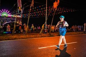 BIB: 2022
                            <button type="button" onclick="openModal(17858803)" class="btn btn-primary btn-sm float-right btn-popup" data-toggle="modal" data-target=".modal-high-quality">
                        <i class="fas fa-shopping-cart"></i> Add to Cart
                    </button>
                                            <button type="button" onclick="isThisMe(17858803, true)" class="btn btn-success btn-sm float-right btn-popup btn-isme hidden" data-toggle="tooltip" data-placement="bottom" title="นี่คือรูปของคุณใช่ไหม คลิกที่นี่เพื่อเอาเข้าอัลบั้ม">
                        <i class="fas fa-plus"></i> Add to album
                    </button>
                    <button type="button" onclick="isThisMe(17858803, false)" class="btn btn-warning btn-sm float-right btn-popup btn-isnotme hidden">
                        <i class="fas fa-ban"></i> Remove from album
                    </button>