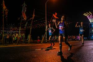 BIB: 401
                            <button type="button" onclick="openModal(17852640)" class="btn btn-primary btn-sm float-right btn-popup" data-toggle="modal" data-target=".modal-high-quality">
                        <i class="fas fa-shopping-cart"></i> Add to Cart
                    </button>
                                            <button type="button" onclick="isThisMe(17852640, true)" class="btn btn-success btn-sm float-right btn-popup btn-isme hidden" data-toggle="tooltip" data-placement="bottom" title="นี่คือรูปของคุณใช่ไหม คลิกที่นี่เพื่อเอาเข้าอัลบั้ม">
                        <i class="fas fa-plus"></i> Add to album
                    </button>
                    <button type="button" onclick="isThisMe(17852640, false)" class="btn btn-warning btn-sm float-right btn-popup btn-isnotme hidden">
                        <i class="fas fa-ban"></i> Remove from album
                    </button>