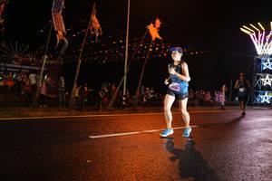 BIB: 822
                            <button type="button" onclick="openModal(16855377)" class="btn btn-primary btn-sm float-right btn-popup" data-toggle="modal" data-target=".modal-high-quality">
                        <i class="fas fa-shopping-cart"></i> Add to Cart
                    </button>
                                            <button type="button" onclick="isThisMe(16855377, true)" class="btn btn-success btn-sm float-right btn-popup btn-isme hidden" data-toggle="tooltip" data-placement="bottom" title="นี่คือรูปของคุณใช่ไหม คลิกที่นี่เพื่อเอาเข้าอัลบั้ม">
                        <i class="fas fa-plus"></i> Add to album
                    </button>
                    <button type="button" onclick="isThisMe(16855377, false)" class="btn btn-warning btn-sm float-right btn-popup btn-isnotme hidden">
                        <i class="fas fa-ban"></i> Remove from album
                    </button>