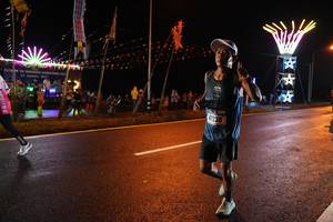 BIB: 41238
                            <button type="button" onclick="openModal(16992202)" class="btn btn-primary btn-sm float-right btn-popup" data-toggle="modal" data-target=".modal-high-quality">
                        <i class="fas fa-shopping-cart"></i> Add to Cart
                    </button>
                                            <button type="button" onclick="isThisMe(16992202, true)" class="btn btn-success btn-sm float-right btn-popup btn-isme hidden" data-toggle="tooltip" data-placement="bottom" title="นี่คือรูปของคุณใช่ไหม คลิกที่นี่เพื่อเอาเข้าอัลบั้ม">
                        <i class="fas fa-plus"></i> Add to album
                    </button>
                    <button type="button" onclick="isThisMe(16992202, false)" class="btn btn-warning btn-sm float-right btn-popup btn-isnotme hidden">
                        <i class="fas fa-ban"></i> Remove from album
                    </button>