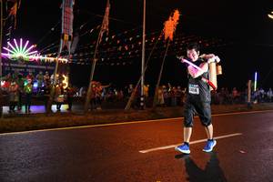 BIB: 056
                            <button type="button" onclick="openModal(17039592)" class="btn btn-primary btn-sm float-right btn-popup" data-toggle="modal" data-target=".modal-high-quality">
                        <i class="fas fa-shopping-cart"></i> Add to Cart
                    </button>
                                            <button type="button" onclick="isThisMe(17039592, true)" class="btn btn-success btn-sm float-right btn-popup btn-isme hidden" data-toggle="tooltip" data-placement="bottom" title="นี่คือรูปของคุณใช่ไหม คลิกที่นี่เพื่อเอาเข้าอัลบั้ม">
                        <i class="fas fa-plus"></i> Add to album
                    </button>
                    <button type="button" onclick="isThisMe(17039592, false)" class="btn btn-warning btn-sm float-right btn-popup btn-isnotme hidden">
                        <i class="fas fa-ban"></i> Remove from album
                    </button>