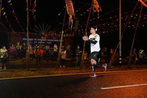 BIB: 2022
                            <button type="button" onclick="openModal(16853605)" class="btn btn-primary btn-sm float-right btn-popup" data-toggle="modal" data-target=".modal-high-quality">
                        <i class="fas fa-shopping-cart"></i> Add to Cart
                    </button>
                                            <button type="button" onclick="isThisMe(16853605, true)" class="btn btn-success btn-sm float-right btn-popup btn-isme hidden" data-toggle="tooltip" data-placement="bottom" title="นี่คือรูปของคุณใช่ไหม คลิกที่นี่เพื่อเอาเข้าอัลบั้ม">
                        <i class="fas fa-plus"></i> Add to album
                    </button>
                    <button type="button" onclick="isThisMe(16853605, false)" class="btn btn-warning btn-sm float-right btn-popup btn-isnotme hidden">
                        <i class="fas fa-ban"></i> Remove from album
                    </button>