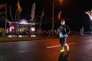 BIB: 180
                            <button type="button" onclick="openModal(17011794)" class="btn btn-primary btn-sm float-right btn-popup" data-toggle="modal" data-target=".modal-high-quality">
                        <i class="fas fa-shopping-cart"></i> Add to Cart
                    </button>
                                            <button type="button" onclick="isThisMe(17011794, true)" class="btn btn-success btn-sm float-right btn-popup btn-isme hidden" data-toggle="tooltip" data-placement="bottom" title="นี่คือรูปของคุณใช่ไหม คลิกที่นี่เพื่อเอาเข้าอัลบั้ม">
                        <i class="fas fa-plus"></i> Add to album
                    </button>
                    <button type="button" onclick="isThisMe(17011794, false)" class="btn btn-warning btn-sm float-right btn-popup btn-isnotme hidden">
                        <i class="fas fa-ban"></i> Remove from album
                    </button>