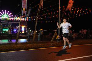 BIB: 202, 42105, 
                            <button type="button" onclick="openModal(17048265)" class="btn btn-primary btn-sm float-right btn-popup" data-toggle="modal" data-target=".modal-high-quality">
                        <i class="fas fa-shopping-cart"></i> Add to Cart
                    </button>
                                            <button type="button" onclick="isThisMe(17048265, true)" class="btn btn-success btn-sm float-right btn-popup btn-isme hidden" data-toggle="tooltip" data-placement="bottom" title="นี่คือรูปของคุณใช่ไหม คลิกที่นี่เพื่อเอาเข้าอัลบั้ม">
                        <i class="fas fa-plus"></i> Add to album
                    </button>
                    <button type="button" onclick="isThisMe(17048265, false)" class="btn btn-warning btn-sm float-right btn-popup btn-isnotme hidden">
                        <i class="fas fa-ban"></i> Remove from album
                    </button>