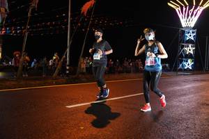 BIB: 
                            <button type="button" onclick="openModal(17034924)" class="btn btn-primary btn-sm float-right btn-popup" data-toggle="modal" data-target=".modal-high-quality">
                        <i class="fas fa-shopping-cart"></i> Add to Cart
                    </button>
                                            <button type="button" onclick="isThisMe(17034924, true)" class="btn btn-success btn-sm float-right btn-popup btn-isme hidden" data-toggle="tooltip" data-placement="bottom" title="นี่คือรูปของคุณใช่ไหม คลิกที่นี่เพื่อเอาเข้าอัลบั้ม">
                        <i class="fas fa-plus"></i> Add to album
                    </button>
                    <button type="button" onclick="isThisMe(17034924, false)" class="btn btn-warning btn-sm float-right btn-popup btn-isnotme hidden">
                        <i class="fas fa-ban"></i> Remove from album
                    </button>