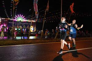 BIB: 202
                            <button type="button" onclick="openModal(16998628)" class="btn btn-primary btn-sm float-right btn-popup" data-toggle="modal" data-target=".modal-high-quality">
                        <i class="fas fa-shopping-cart"></i> Add to Cart
                    </button>
                                            <button type="button" onclick="isThisMe(16998628, true)" class="btn btn-success btn-sm float-right btn-popup btn-isme hidden" data-toggle="tooltip" data-placement="bottom" title="นี่คือรูปของคุณใช่ไหม คลิกที่นี่เพื่อเอาเข้าอัลบั้ม">
                        <i class="fas fa-plus"></i> Add to album
                    </button>
                    <button type="button" onclick="isThisMe(16998628, false)" class="btn btn-warning btn-sm float-right btn-popup btn-isnotme hidden">
                        <i class="fas fa-ban"></i> Remove from album
                    </button>