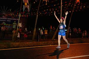 BIB: 2022
                            <button type="button" onclick="openModal(16880355)" class="btn btn-primary btn-sm float-right btn-popup" data-toggle="modal" data-target=".modal-high-quality">
                        <i class="fas fa-shopping-cart"></i> Add to Cart
                    </button>
                                            <button type="button" onclick="isThisMe(16880355, true)" class="btn btn-success btn-sm float-right btn-popup btn-isme hidden" data-toggle="tooltip" data-placement="bottom" title="นี่คือรูปของคุณใช่ไหม คลิกที่นี่เพื่อเอาเข้าอัลบั้ม">
                        <i class="fas fa-plus"></i> Add to album
                    </button>
                    <button type="button" onclick="isThisMe(16880355, false)" class="btn btn-warning btn-sm float-right btn-popup btn-isnotme hidden">
                        <i class="fas fa-ban"></i> Remove from album
                    </button>