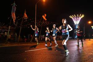 BIB: 44186
                            <button type="button" onclick="openModal(16852211)" class="btn btn-primary btn-sm float-right btn-popup" data-toggle="modal" data-target=".modal-high-quality">
                        <i class="fas fa-shopping-cart"></i> Add to Cart
                    </button>
                                            <button type="button" onclick="isThisMe(16852211, true)" class="btn btn-success btn-sm float-right btn-popup btn-isme hidden" data-toggle="tooltip" data-placement="bottom" title="นี่คือรูปของคุณใช่ไหม คลิกที่นี่เพื่อเอาเข้าอัลบั้ม">
                        <i class="fas fa-plus"></i> Add to album
                    </button>
                    <button type="button" onclick="isThisMe(16852211, false)" class="btn btn-warning btn-sm float-right btn-popup btn-isnotme hidden">
                        <i class="fas fa-ban"></i> Remove from album
                    </button>