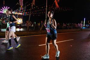 BIB: 1552
                            <button type="button" onclick="openModal(16950647)" class="btn btn-primary btn-sm float-right btn-popup" data-toggle="modal" data-target=".modal-high-quality">
                        <i class="fas fa-shopping-cart"></i> Add to Cart
                    </button>
                                            <button type="button" onclick="isThisMe(16950647, true)" class="btn btn-success btn-sm float-right btn-popup btn-isme hidden" data-toggle="tooltip" data-placement="bottom" title="นี่คือรูปของคุณใช่ไหม คลิกที่นี่เพื่อเอาเข้าอัลบั้ม">
                        <i class="fas fa-plus"></i> Add to album
                    </button>
                    <button type="button" onclick="isThisMe(16950647, false)" class="btn btn-warning btn-sm float-right btn-popup btn-isnotme hidden">
                        <i class="fas fa-ban"></i> Remove from album
                    </button>