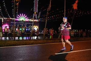 BIB: 2922
                            <button type="button" onclick="openModal(17028848)" class="btn btn-primary btn-sm float-right btn-popup" data-toggle="modal" data-target=".modal-high-quality">
                        <i class="fas fa-shopping-cart"></i> Add to Cart
                    </button>
                                            <button type="button" onclick="isThisMe(17028848, true)" class="btn btn-success btn-sm float-right btn-popup btn-isme hidden" data-toggle="tooltip" data-placement="bottom" title="นี่คือรูปของคุณใช่ไหม คลิกที่นี่เพื่อเอาเข้าอัลบั้ม">
                        <i class="fas fa-plus"></i> Add to album
                    </button>
                    <button type="button" onclick="isThisMe(17028848, false)" class="btn btn-warning btn-sm float-right btn-popup btn-isnotme hidden">
                        <i class="fas fa-ban"></i> Remove from album
                    </button>