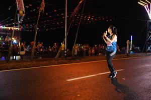 BIB: 222
                            <button type="button" onclick="openModal(17040385)" class="btn btn-primary btn-sm float-right btn-popup" data-toggle="modal" data-target=".modal-high-quality">
                        <i class="fas fa-shopping-cart"></i> Add to Cart
                    </button>
                                            <button type="button" onclick="isThisMe(17040385, true)" class="btn btn-success btn-sm float-right btn-popup btn-isme hidden" data-toggle="tooltip" data-placement="bottom" title="นี่คือรูปของคุณใช่ไหม คลิกที่นี่เพื่อเอาเข้าอัลบั้ม">
                        <i class="fas fa-plus"></i> Add to album
                    </button>
                    <button type="button" onclick="isThisMe(17040385, false)" class="btn btn-warning btn-sm float-right btn-popup btn-isnotme hidden">
                        <i class="fas fa-ban"></i> Remove from album
                    </button>