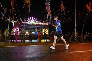 BIB: 202
                            <button type="button" onclick="openModal(16980896)" class="btn btn-primary btn-sm float-right btn-popup" data-toggle="modal" data-target=".modal-high-quality">
                        <i class="fas fa-shopping-cart"></i> Add to Cart
                    </button>
                                            <button type="button" onclick="isThisMe(16980896, true)" class="btn btn-success btn-sm float-right btn-popup btn-isme hidden" data-toggle="tooltip" data-placement="bottom" title="นี่คือรูปของคุณใช่ไหม คลิกที่นี่เพื่อเอาเข้าอัลบั้ม">
                        <i class="fas fa-plus"></i> Add to album
                    </button>
                    <button type="button" onclick="isThisMe(16980896, false)" class="btn btn-warning btn-sm float-right btn-popup btn-isnotme hidden">
                        <i class="fas fa-ban"></i> Remove from album
                    </button>