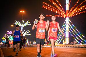 BIB: 909, 707, 4745
                            <button type="button" onclick="openModal(17940329)" class="btn btn-primary btn-sm float-right btn-popup" data-toggle="modal" data-target=".modal-high-quality">
                        <i class="fas fa-shopping-cart"></i> Add to Cart
                    </button>
                                            <button type="button" onclick="isThisMe(17940329, true)" class="btn btn-success btn-sm float-right btn-popup btn-isme hidden" data-toggle="tooltip" data-placement="bottom" title="นี่คือรูปของคุณใช่ไหม คลิกที่นี่เพื่อเอาเข้าอัลบั้ม">
                        <i class="fas fa-plus"></i> Add to album
                    </button>
                    <button type="button" onclick="isThisMe(17940329, false)" class="btn btn-warning btn-sm float-right btn-popup btn-isnotme hidden">
                        <i class="fas fa-ban"></i> Remove from album
                    </button>