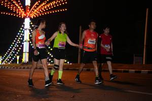 BIB: 20689, 25992, 2598
                            <button type="button" onclick="openModal(17576278)" class="btn btn-primary btn-sm float-right btn-popup" data-toggle="modal" data-target=".modal-high-quality">
                        <i class="fas fa-shopping-cart"></i> Add to Cart
                    </button>
                                            <button type="button" onclick="isThisMe(17576278, true)" class="btn btn-success btn-sm float-right btn-popup btn-isme hidden" data-toggle="tooltip" data-placement="bottom" title="นี่คือรูปของคุณใช่ไหม คลิกที่นี่เพื่อเอาเข้าอัลบั้ม">
                        <i class="fas fa-plus"></i> Add to album
                    </button>
                    <button type="button" onclick="isThisMe(17576278, false)" class="btn btn-warning btn-sm float-right btn-popup btn-isnotme hidden">
                        <i class="fas fa-ban"></i> Remove from album
                    </button>