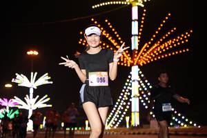 BIB: 096, 40327
                            <button type="button" onclick="openModal(17285357)" class="btn btn-primary btn-sm float-right btn-popup" data-toggle="modal" data-target=".modal-high-quality">
                        <i class="fas fa-shopping-cart"></i> Add to Cart
                    </button>
                                            <button type="button" onclick="isThisMe(17285357, true)" class="btn btn-success btn-sm float-right btn-popup btn-isme hidden" data-toggle="tooltip" data-placement="bottom" title="นี่คือรูปของคุณใช่ไหม คลิกที่นี่เพื่อเอาเข้าอัลบั้ม">
                        <i class="fas fa-plus"></i> Add to album
                    </button>
                    <button type="button" onclick="isThisMe(17285357, false)" class="btn btn-warning btn-sm float-right btn-popup btn-isnotme hidden">
                        <i class="fas fa-ban"></i> Remove from album
                    </button>