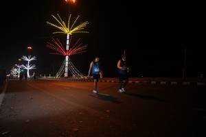 BIB: 
                            <button type="button" onclick="openModal(17438905)" class="btn btn-primary btn-sm float-right btn-popup" data-toggle="modal" data-target=".modal-high-quality">
                        <i class="fas fa-shopping-cart"></i> Add to Cart
                    </button>
                                            <button type="button" onclick="isThisMe(17438905, true)" class="btn btn-success btn-sm float-right btn-popup btn-isme hidden" data-toggle="tooltip" data-placement="bottom" title="นี่คือรูปของคุณใช่ไหม คลิกที่นี่เพื่อเอาเข้าอัลบั้ม">
                        <i class="fas fa-plus"></i> Add to album
                    </button>
                    <button type="button" onclick="isThisMe(17438905, false)" class="btn btn-warning btn-sm float-right btn-popup btn-isnotme hidden">
                        <i class="fas fa-ban"></i> Remove from album
                    </button>