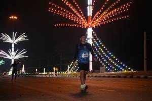 BIB: 2688
                            <button type="button" onclick="openModal(17424158)" class="btn btn-primary btn-sm float-right btn-popup" data-toggle="modal" data-target=".modal-high-quality">
                        <i class="fas fa-shopping-cart"></i> Add to Cart
                    </button>
                                            <button type="button" onclick="isThisMe(17424158, true)" class="btn btn-success btn-sm float-right btn-popup btn-isme hidden" data-toggle="tooltip" data-placement="bottom" title="นี่คือรูปของคุณใช่ไหม คลิกที่นี่เพื่อเอาเข้าอัลบั้ม">
                        <i class="fas fa-plus"></i> Add to album
                    </button>
                    <button type="button" onclick="isThisMe(17424158, false)" class="btn btn-warning btn-sm float-right btn-popup btn-isnotme hidden">
                        <i class="fas fa-ban"></i> Remove from album
                    </button>