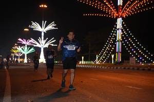 BIB: 43130
                            <button type="button" onclick="openModal(17436422)" class="btn btn-primary btn-sm float-right btn-popup" data-toggle="modal" data-target=".modal-high-quality">
                        <i class="fas fa-shopping-cart"></i> Add to Cart
                    </button>
                                            <button type="button" onclick="isThisMe(17436422, true)" class="btn btn-success btn-sm float-right btn-popup btn-isme hidden" data-toggle="tooltip" data-placement="bottom" title="นี่คือรูปของคุณใช่ไหม คลิกที่นี่เพื่อเอาเข้าอัลบั้ม">
                        <i class="fas fa-plus"></i> Add to album
                    </button>
                    <button type="button" onclick="isThisMe(17436422, false)" class="btn btn-warning btn-sm float-right btn-popup btn-isnotme hidden">
                        <i class="fas fa-ban"></i> Remove from album
                    </button>