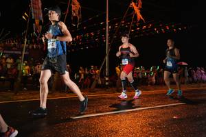 BIB: 202
                            <button type="button" onclick="openModal(16499724)" class="btn btn-primary btn-sm float-right btn-popup" data-toggle="modal" data-target=".modal-high-quality">
                        <i class="fas fa-shopping-cart"></i> Add to Cart
                    </button>
                                            <button type="button" onclick="isThisMe(16499724, true)" class="btn btn-success btn-sm float-right btn-popup btn-isme hidden" data-toggle="tooltip" data-placement="bottom" title="นี่คือรูปของคุณใช่ไหม คลิกที่นี่เพื่อเอาเข้าอัลบั้ม">
                        <i class="fas fa-plus"></i> Add to album
                    </button>
                    <button type="button" onclick="isThisMe(16499724, false)" class="btn btn-warning btn-sm float-right btn-popup btn-isnotme hidden">
                        <i class="fas fa-ban"></i> Remove from album
                    </button>