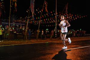 BIB: 204
                            <button type="button" onclick="openModal(16287150)" class="btn btn-primary btn-sm float-right btn-popup" data-toggle="modal" data-target=".modal-high-quality">
                        <i class="fas fa-shopping-cart"></i> Add to Cart
                    </button>
                                            <button type="button" onclick="isThisMe(16287150, true)" class="btn btn-success btn-sm float-right btn-popup btn-isme hidden" data-toggle="tooltip" data-placement="bottom" title="นี่คือรูปของคุณใช่ไหม คลิกที่นี่เพื่อเอาเข้าอัลบั้ม">
                        <i class="fas fa-plus"></i> Add to album
                    </button>
                    <button type="button" onclick="isThisMe(16287150, false)" class="btn btn-warning btn-sm float-right btn-popup btn-isnotme hidden">
                        <i class="fas fa-ban"></i> Remove from album
                    </button>