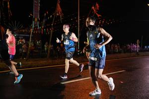 BIB: 201
                            <button type="button" onclick="openModal(16697501)" class="btn btn-primary btn-sm float-right btn-popup" data-toggle="modal" data-target=".modal-high-quality">
                        <i class="fas fa-shopping-cart"></i> Add to Cart
                    </button>
                                            <button type="button" onclick="isThisMe(16697501, true)" class="btn btn-success btn-sm float-right btn-popup btn-isme hidden" data-toggle="tooltip" data-placement="bottom" title="นี่คือรูปของคุณใช่ไหม คลิกที่นี่เพื่อเอาเข้าอัลบั้ม">
                        <i class="fas fa-plus"></i> Add to album
                    </button>
                    <button type="button" onclick="isThisMe(16697501, false)" class="btn btn-warning btn-sm float-right btn-popup btn-isnotme hidden">
                        <i class="fas fa-ban"></i> Remove from album
                    </button>