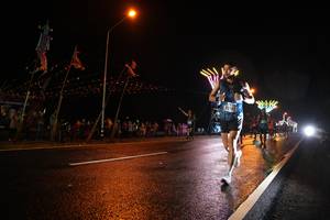 BIB: 11192
                            <button type="button" onclick="openModal(16639498)" class="btn btn-primary btn-sm float-right btn-popup" data-toggle="modal" data-target=".modal-high-quality">
                        <i class="fas fa-shopping-cart"></i> Add to Cart
                    </button>
                                            <button type="button" onclick="isThisMe(16639498, true)" class="btn btn-success btn-sm float-right btn-popup btn-isme hidden" data-toggle="tooltip" data-placement="bottom" title="นี่คือรูปของคุณใช่ไหม คลิกที่นี่เพื่อเอาเข้าอัลบั้ม">
                        <i class="fas fa-plus"></i> Add to album
                    </button>
                    <button type="button" onclick="isThisMe(16639498, false)" class="btn btn-warning btn-sm float-right btn-popup btn-isnotme hidden">
                        <i class="fas fa-ban"></i> Remove from album
                    </button>