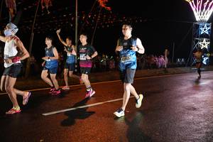 BIB: 43322
                            <button type="button" onclick="openModal(16734883)" class="btn btn-primary btn-sm float-right btn-popup" data-toggle="modal" data-target=".modal-high-quality">
                        <i class="fas fa-shopping-cart"></i> Add to Cart
                    </button>
                                            <button type="button" onclick="isThisMe(16734883, true)" class="btn btn-success btn-sm float-right btn-popup btn-isme hidden" data-toggle="tooltip" data-placement="bottom" title="นี่คือรูปของคุณใช่ไหม คลิกที่นี่เพื่อเอาเข้าอัลบั้ม">
                        <i class="fas fa-plus"></i> Add to album
                    </button>
                    <button type="button" onclick="isThisMe(16734883, false)" class="btn btn-warning btn-sm float-right btn-popup btn-isnotme hidden">
                        <i class="fas fa-ban"></i> Remove from album
                    </button>