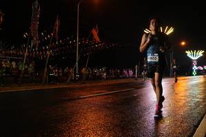 BIB: 40652
                            <button type="button" onclick="openModal(16443299)" class="btn btn-primary btn-sm float-right btn-popup" data-toggle="modal" data-target=".modal-high-quality">
                        <i class="fas fa-shopping-cart"></i> Add to Cart
                    </button>
                                            <button type="button" onclick="isThisMe(16443299, true)" class="btn btn-success btn-sm float-right btn-popup btn-isme hidden" data-toggle="tooltip" data-placement="bottom" title="นี่คือรูปของคุณใช่ไหม คลิกที่นี่เพื่อเอาเข้าอัลบั้ม">
                        <i class="fas fa-plus"></i> Add to album
                    </button>
                    <button type="button" onclick="isThisMe(16443299, false)" class="btn btn-warning btn-sm float-right btn-popup btn-isnotme hidden">
                        <i class="fas fa-ban"></i> Remove from album
                    </button>