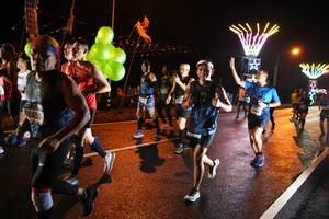 BIB: 0450
                            <button type="button" onclick="openModal(16759520)" class="btn btn-primary btn-sm float-right btn-popup" data-toggle="modal" data-target=".modal-high-quality">
                        <i class="fas fa-shopping-cart"></i> Add to Cart
                    </button>
                                            <button type="button" onclick="isThisMe(16759520, true)" class="btn btn-success btn-sm float-right btn-popup btn-isme hidden" data-toggle="tooltip" data-placement="bottom" title="นี่คือรูปของคุณใช่ไหม คลิกที่นี่เพื่อเอาเข้าอัลบั้ม">
                        <i class="fas fa-plus"></i> Add to album
                    </button>
                    <button type="button" onclick="isThisMe(16759520, false)" class="btn btn-warning btn-sm float-right btn-popup btn-isnotme hidden">
                        <i class="fas fa-ban"></i> Remove from album
                    </button>