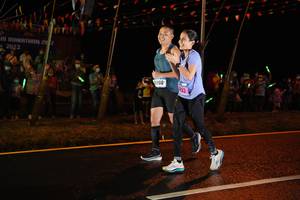 BIB: 202, 2022, 096
                            <button type="button" onclick="openModal(16721449)" class="btn btn-primary btn-sm float-right btn-popup" data-toggle="modal" data-target=".modal-high-quality">
                        <i class="fas fa-shopping-cart"></i> Add to Cart
                    </button>
                                            <button type="button" onclick="isThisMe(16721449, true)" class="btn btn-success btn-sm float-right btn-popup btn-isme hidden" data-toggle="tooltip" data-placement="bottom" title="นี่คือรูปของคุณใช่ไหม คลิกที่นี่เพื่อเอาเข้าอัลบั้ม">
                        <i class="fas fa-plus"></i> Add to album
                    </button>
                    <button type="button" onclick="isThisMe(16721449, false)" class="btn btn-warning btn-sm float-right btn-popup btn-isnotme hidden">
                        <i class="fas fa-ban"></i> Remove from album
                    </button>